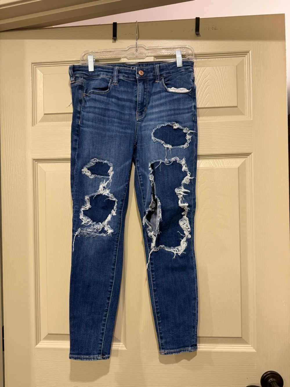 American Eagle Outfitters Dark Blue Distressed Skinny Jeans
